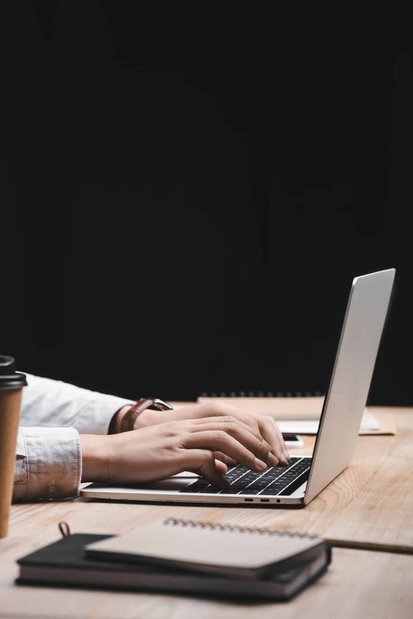 Quels éléments sont analysés lors d'un audit SEO ?